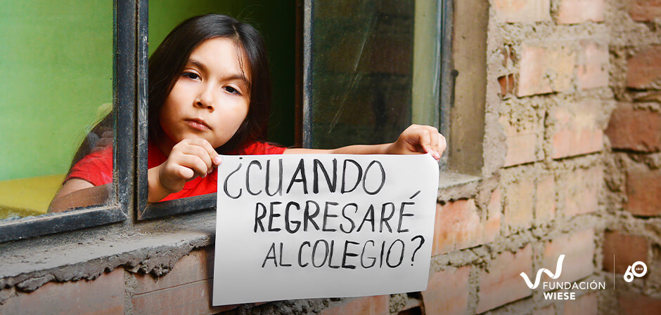 retorno a clases presenciales niña en casa