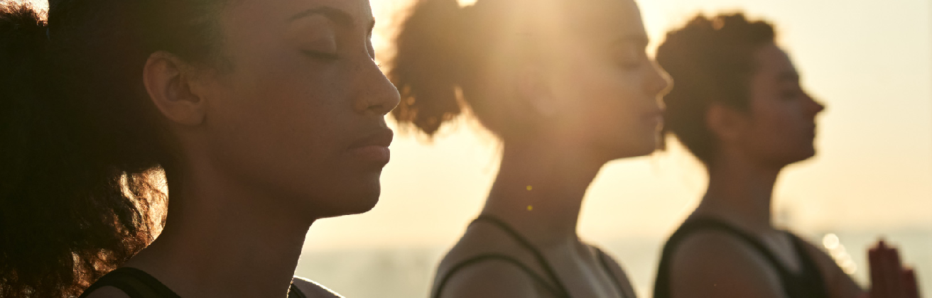 Beneficios del yoga para gestionar mejor nuestras habilidades socioemocionales