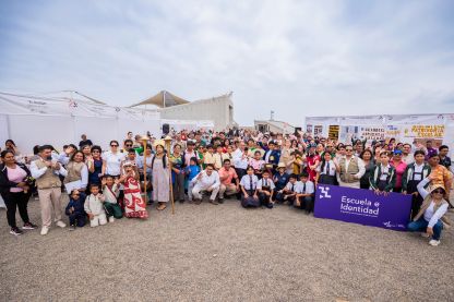 Vista aérea de la feria Escuela e Identidad
