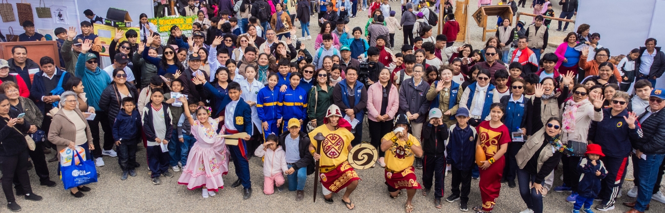 La IV Feria Escuela e Identidad en El Brujo: más de 2,000 personas celebran cultura y educación en La Libertad 