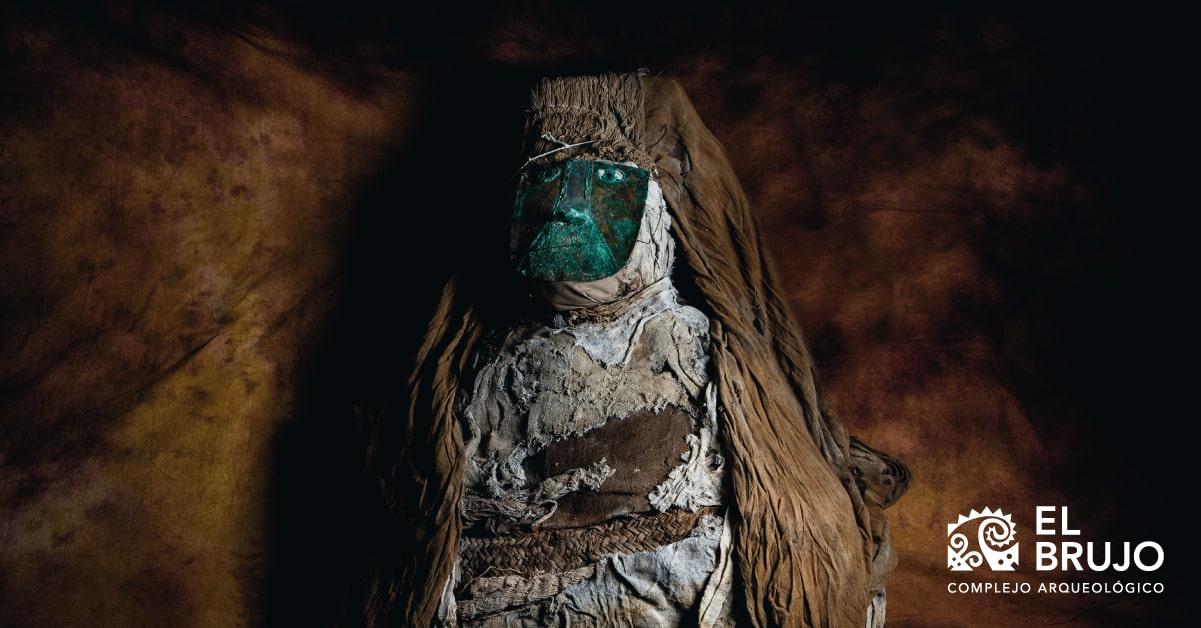 ¿Qué son los fardos funerarios y a qué culturas peruanas pertenecen?